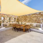 Vanta Villa *