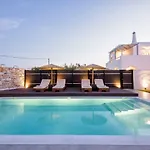 Vanta Villa Drios